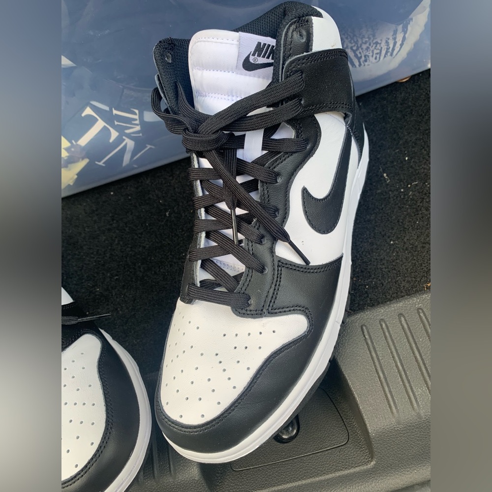 Nike Dunk High Retro